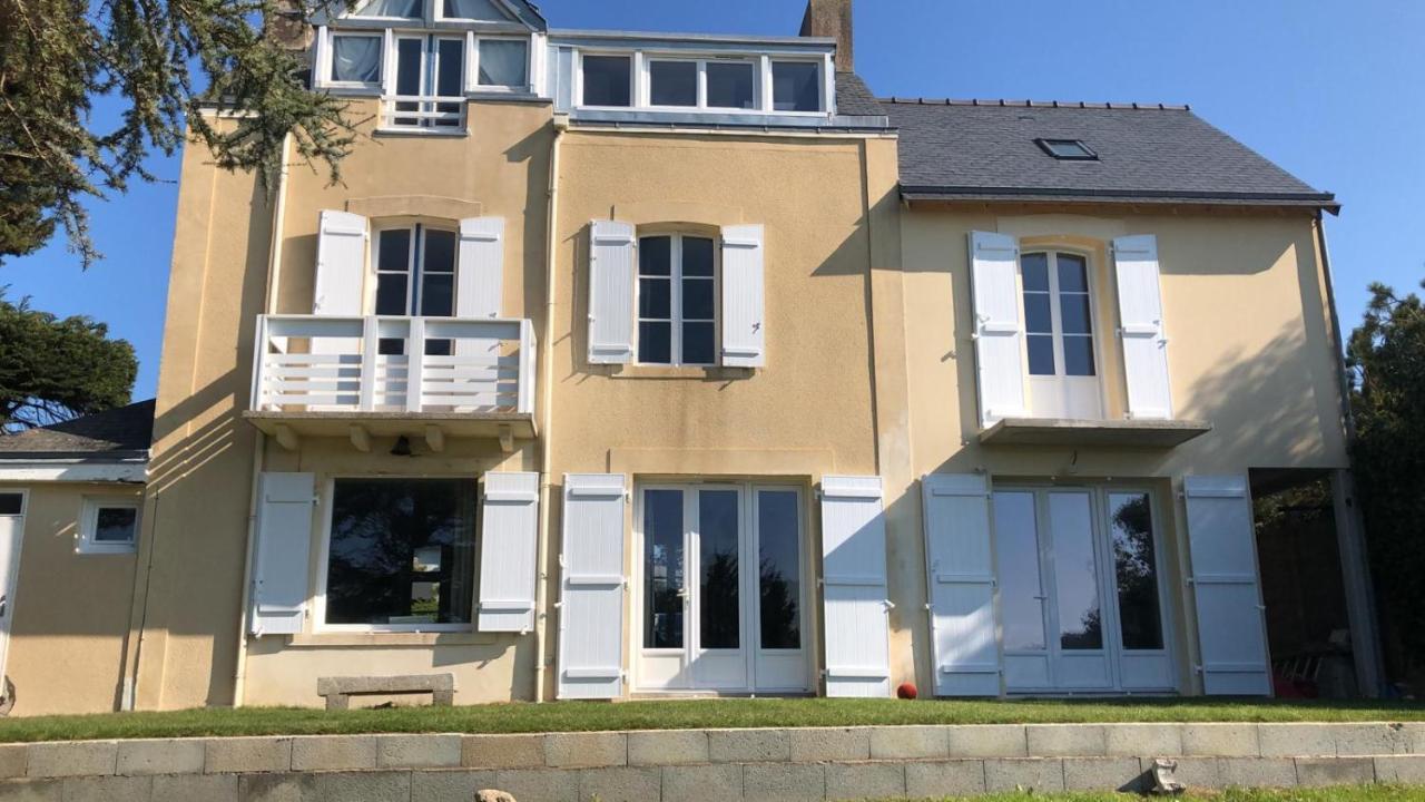 Maison Vue Exeptionnelle Sur La Mer Lancieux Exterior photo